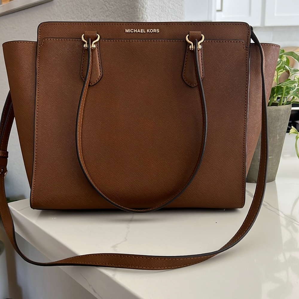 Michael kors tote bag